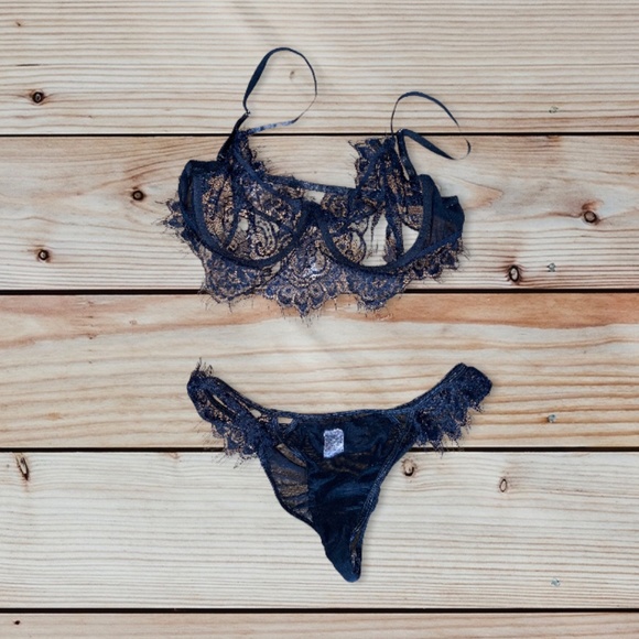 Vintage style lace bralette & Panty matching black set - Picture 1 of 2